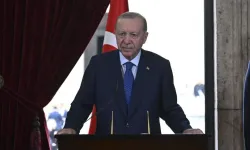 'Milletimizin istiklaline kararlılıkla sahip çıkıyoruz'