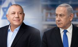 İsrail'de muhalefet Netanyahu'yu geride bıraktı