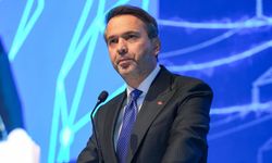 Bayraktar ve Geçgel bir araya geldi: Türkiye’nin enerji hedefleri ele alındı