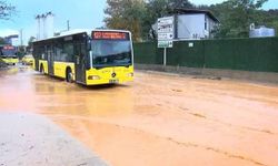 İstanbul'da sağanak Tuzla ve Pendik'te yolları göle çevirdi!