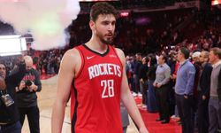Alperen Şengün kariyer rekoru kırdı, Rockets Hawks'ı yendi