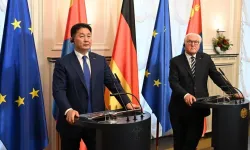 Almanya ve Moğolistan liderleri Berlin’de stratejik ilişkileri görüştü