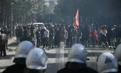 Arnavutluk'ta öğrencilerin eğitim koşullarının iyileştirilmesi talebiyle düzenlediği protestolar devam ediyor!