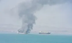 Hürmüz Boğazı'nda seyreden gemide yangın çıktı!