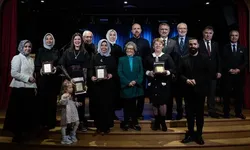 YETEV'in çocuk edebiyatı hikaye yarışmasında ödüller sahiplerini buldu