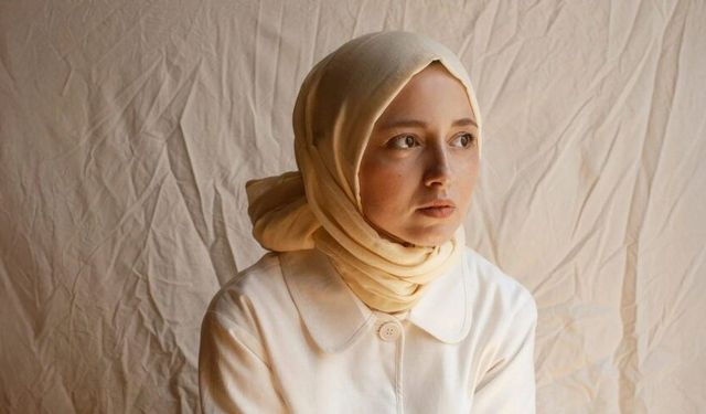 Piyanist Büşra Kayıkçı mimarlık bakışıyla İstanbul'un seslerini müziğe taşıyor