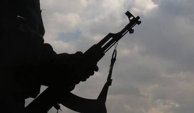PKK’nın Sincar’daki uzantısı YBŞ silah bırakıyor!