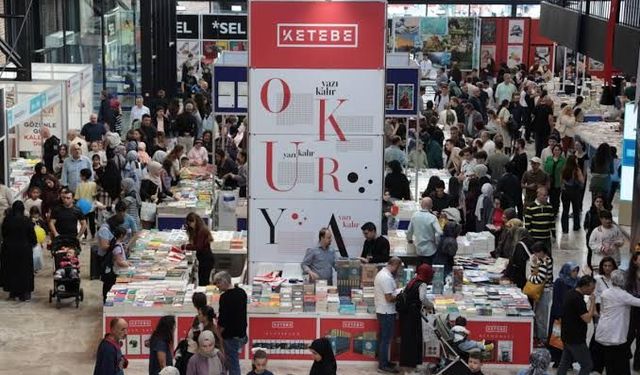 16. Kocaeli Kitap Fuarı başladı: 1.065 etkinlik düzenlenecek