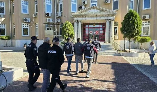 Didim’de 25 düzensiz göçmen yakalandı, 3 kişi tutuklandı