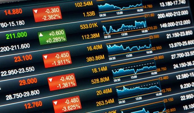 Borsa İstanbul güne yükselişle başladı: BIST 100 12.161 puanda