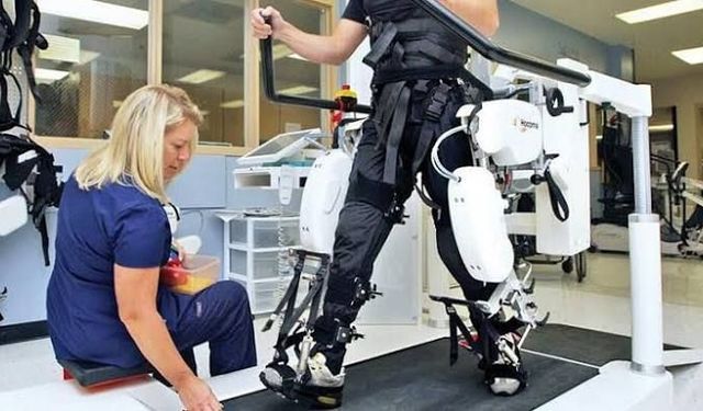MIT’den inme rehabilitasyonunda fizyoterapisti öğrenen robot
