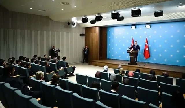Bakan Fidan, Ankara'da Genç Diplomasi Derneği mensuplarını kabul etti