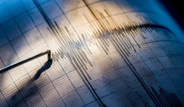 Çin'in Tibet Özerk Bölgesi'nde 7 büyüklüğünde deprem meydana geldi