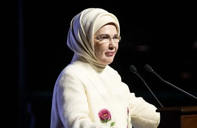 Emine Erdoğan: Türkiye’nin temelleri bağımsızlık mücadelesiyle atıldı