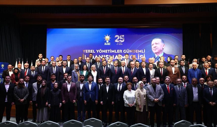 AK Parti İstanbul’da 136 kişi partiye katıldı
