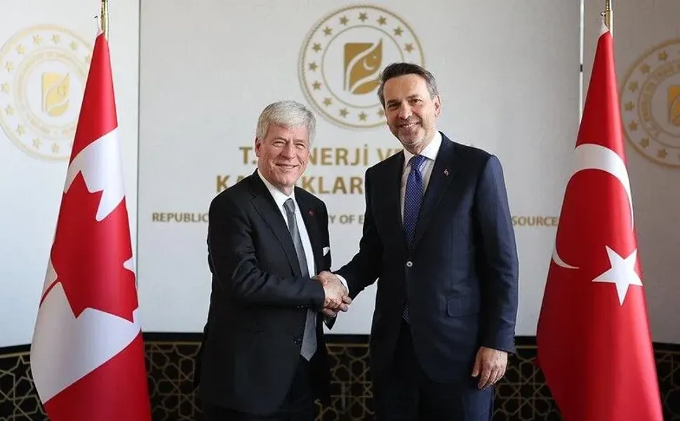 Bayraktar: Kanada ile enerji alanında iş birliği gündemimizde