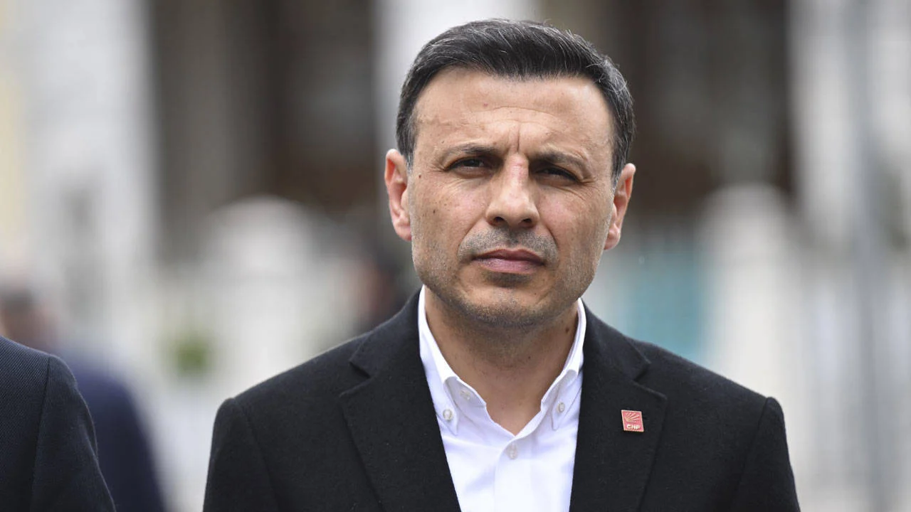 Ozgur Celik Kimdir Chp Istanbul Il Baskani Ozgur Celik In Hayati Ve Siyasi Kariyeri