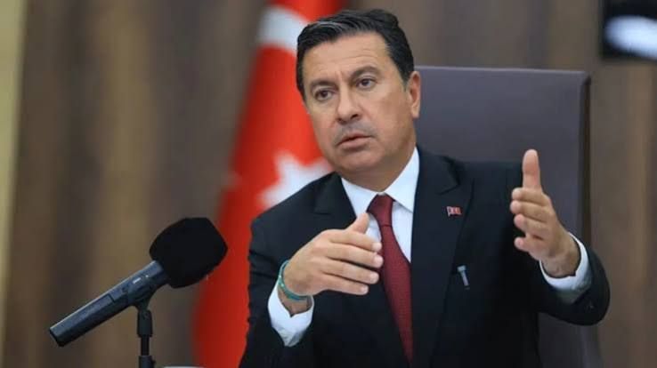 Ahmet Aras’ın 3 Kasım’da AK Parti’ye katılacağı öne sürüldü